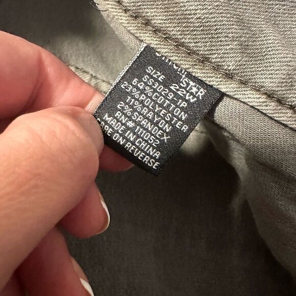 Stitch Star midrise short size 22 - Picture 4 of 4